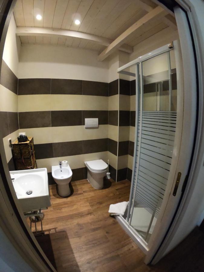 Villa La Conchiglia Rooms Cala Liberotto Exterior photo