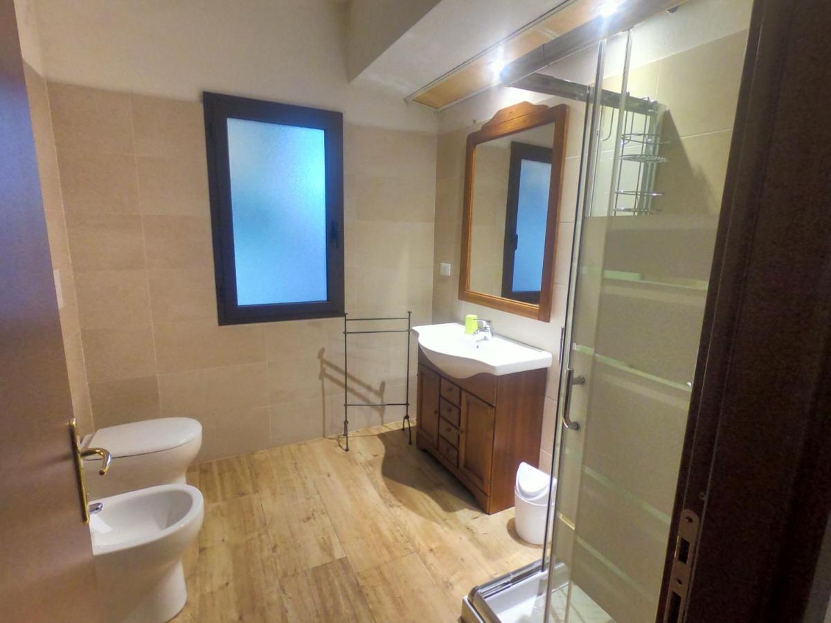 Villa La Conchiglia Rooms Cala Liberotto Exterior photo