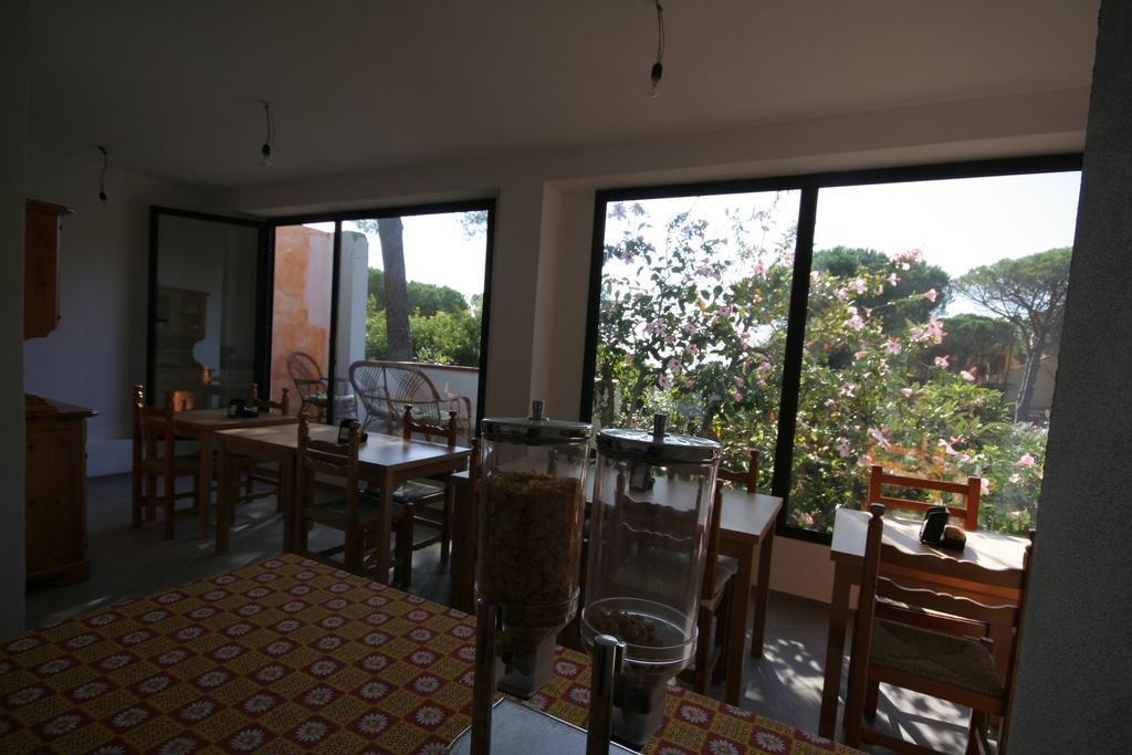 Villa La Conchiglia Rooms Cala Liberotto Exterior photo